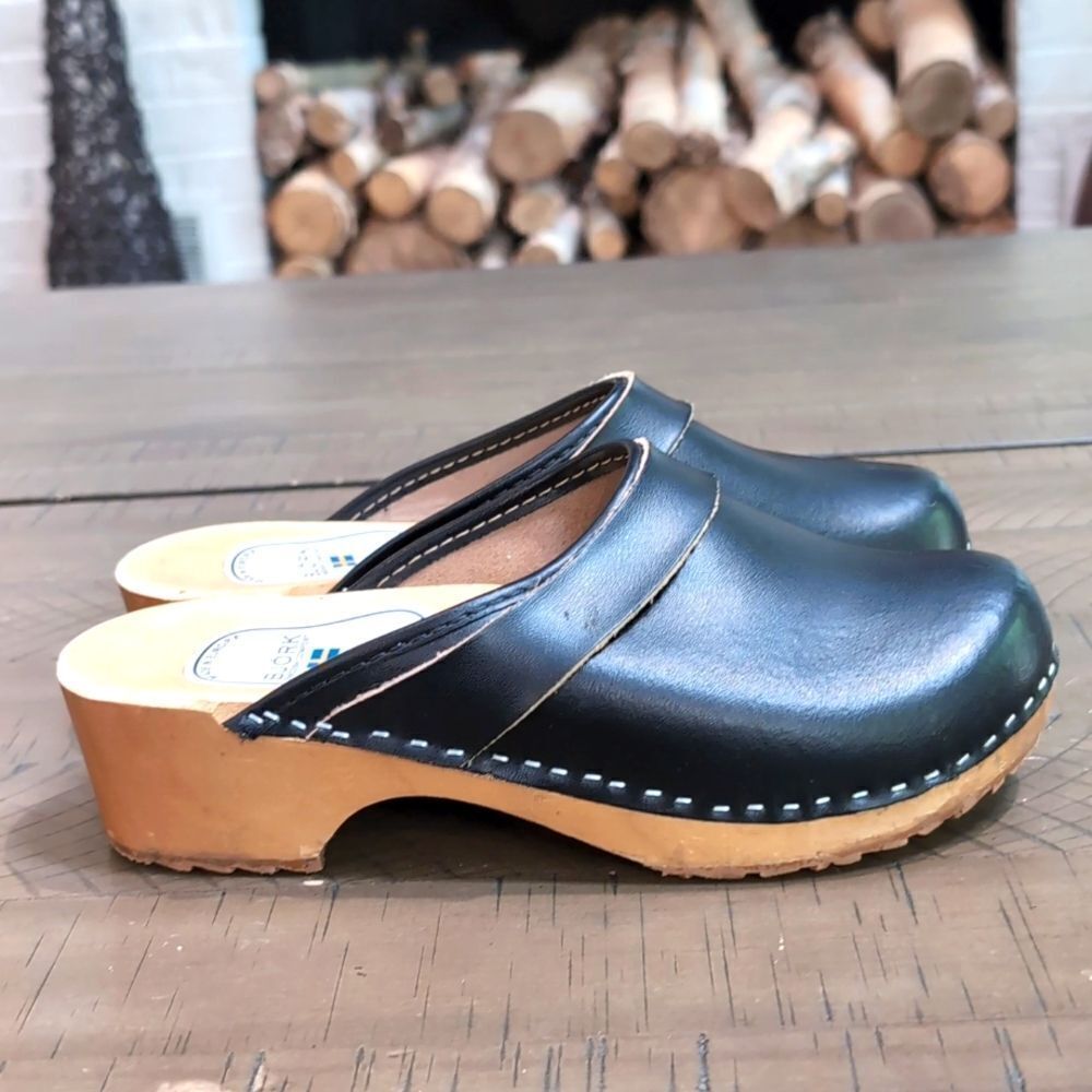 Bjork Black Wooden Clogs Size 37
